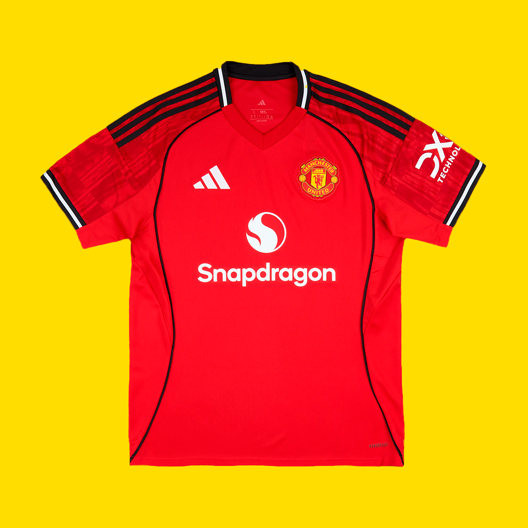 Manchester United Local 25/26 Version Fan Oficial