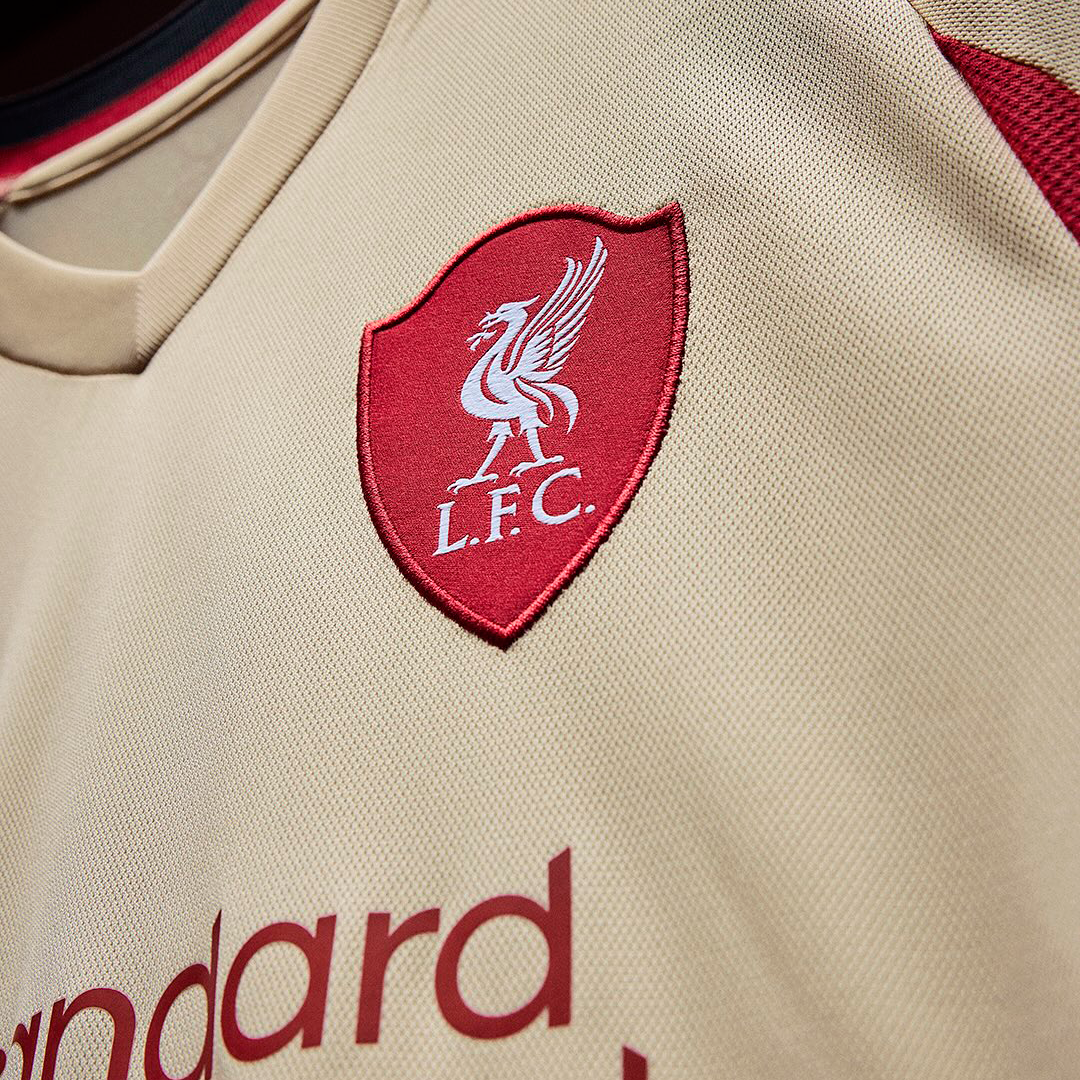 Liverpool Visitante 25/26 Version Fan Oficial
