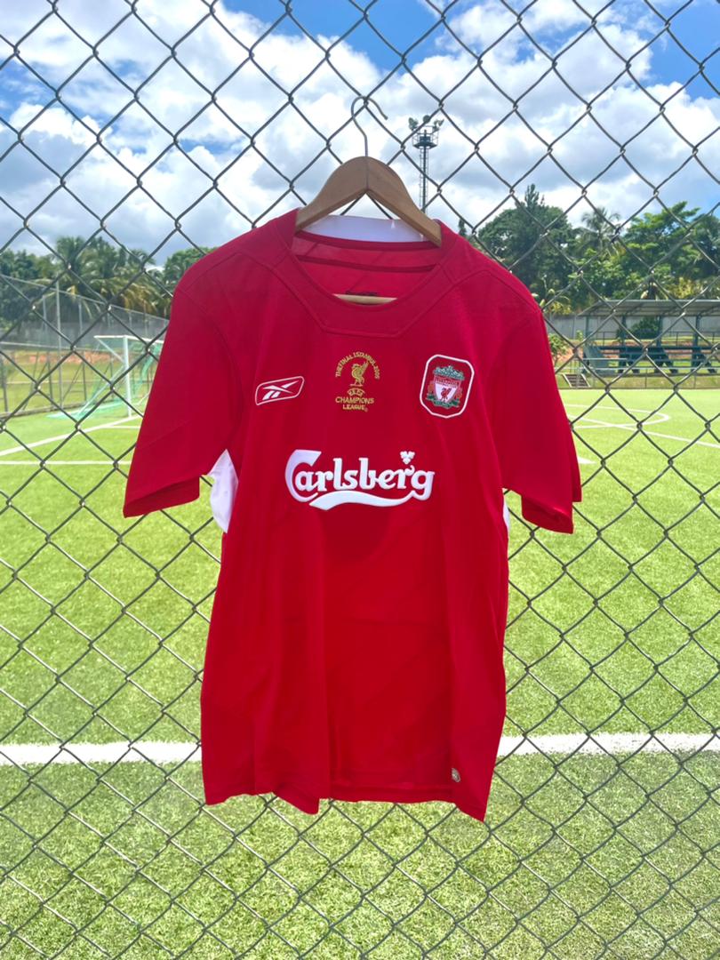 Exclusive Memorabilia Maillot Liverpool 2005 signé Steven Gerrard Exclusive Memorabilia Maillot Liverpool 2005 signé Steven Gerrard