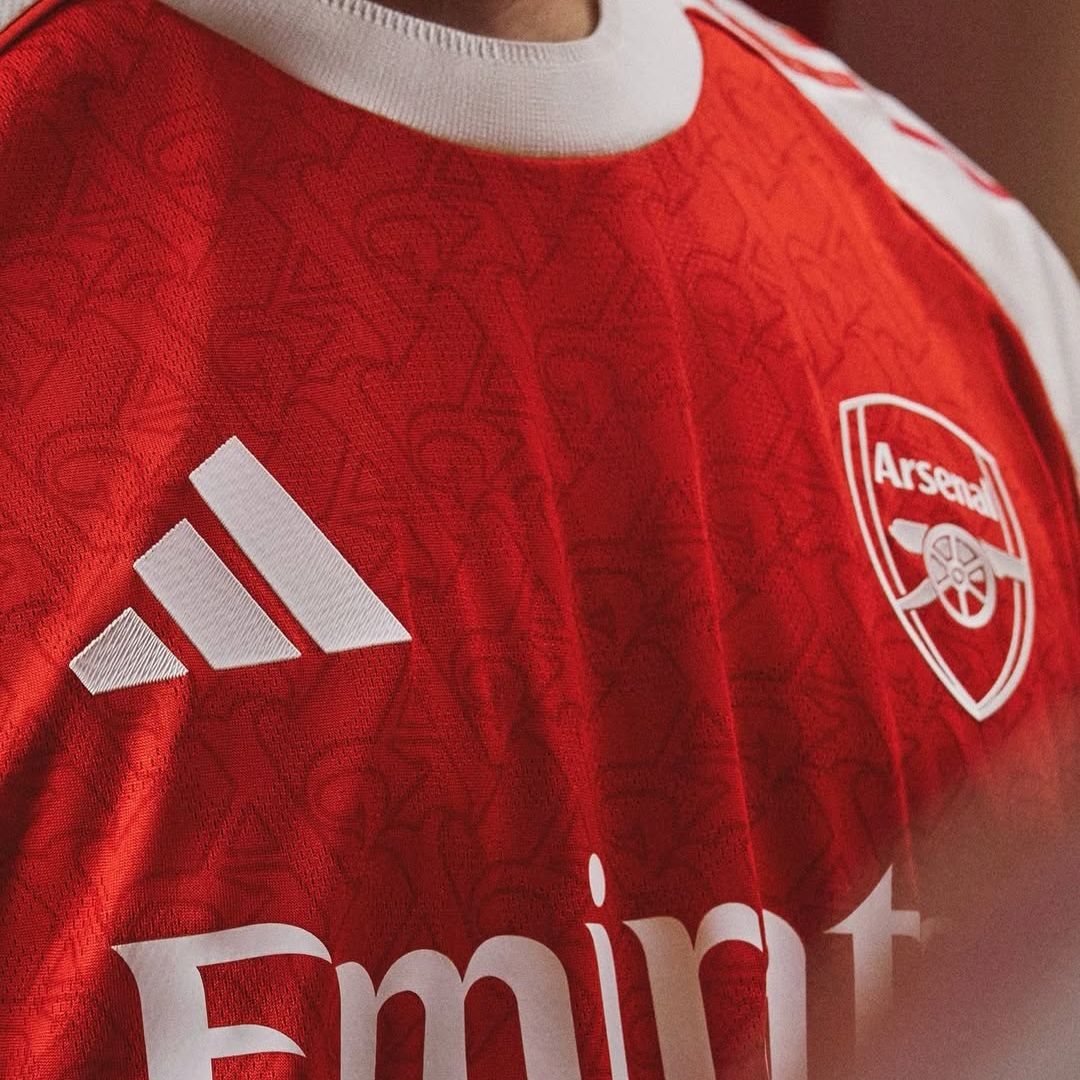 Arsenal Local 25/26 Version Jugador Oficial