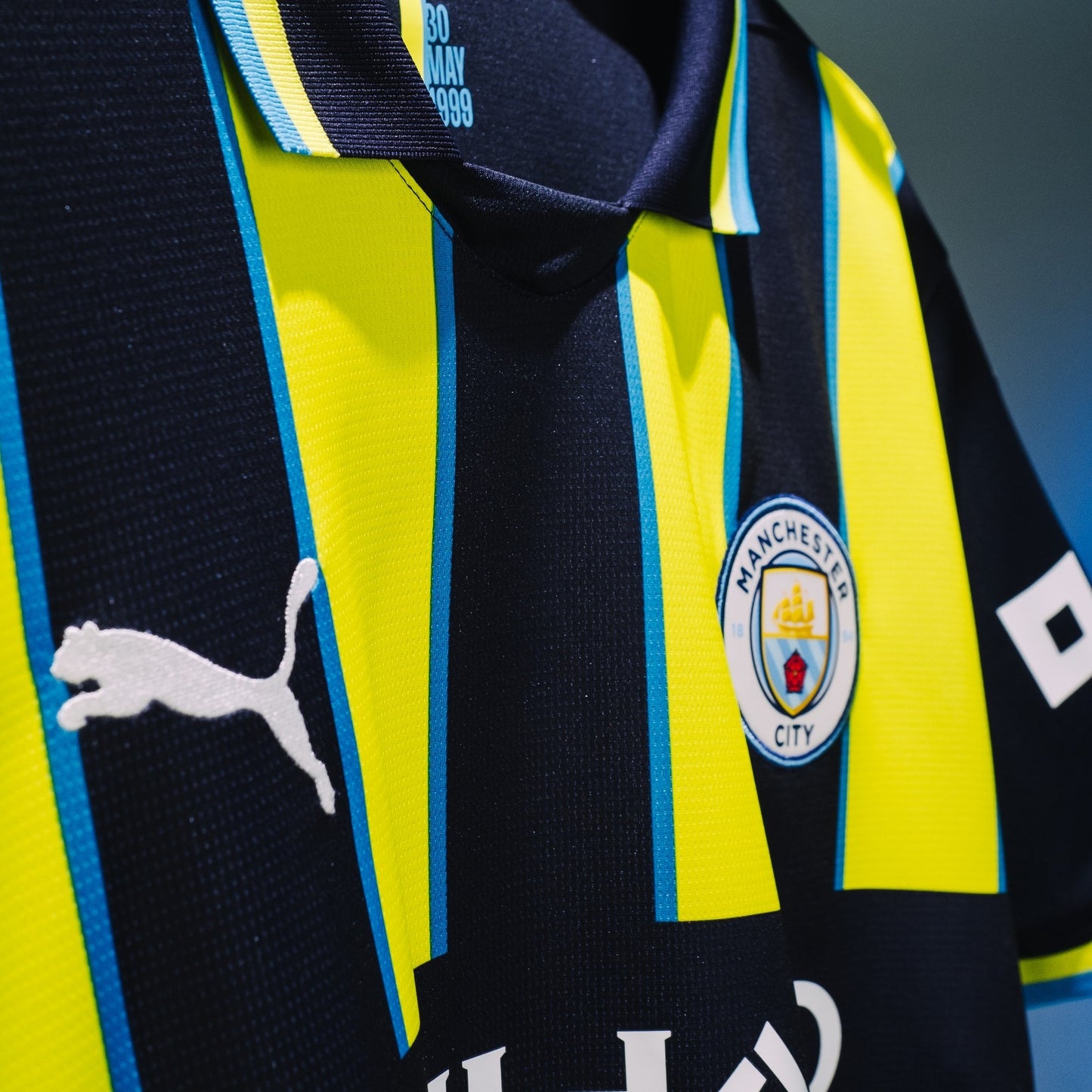 Manchester City Third Kit 24/25 Versión Fan