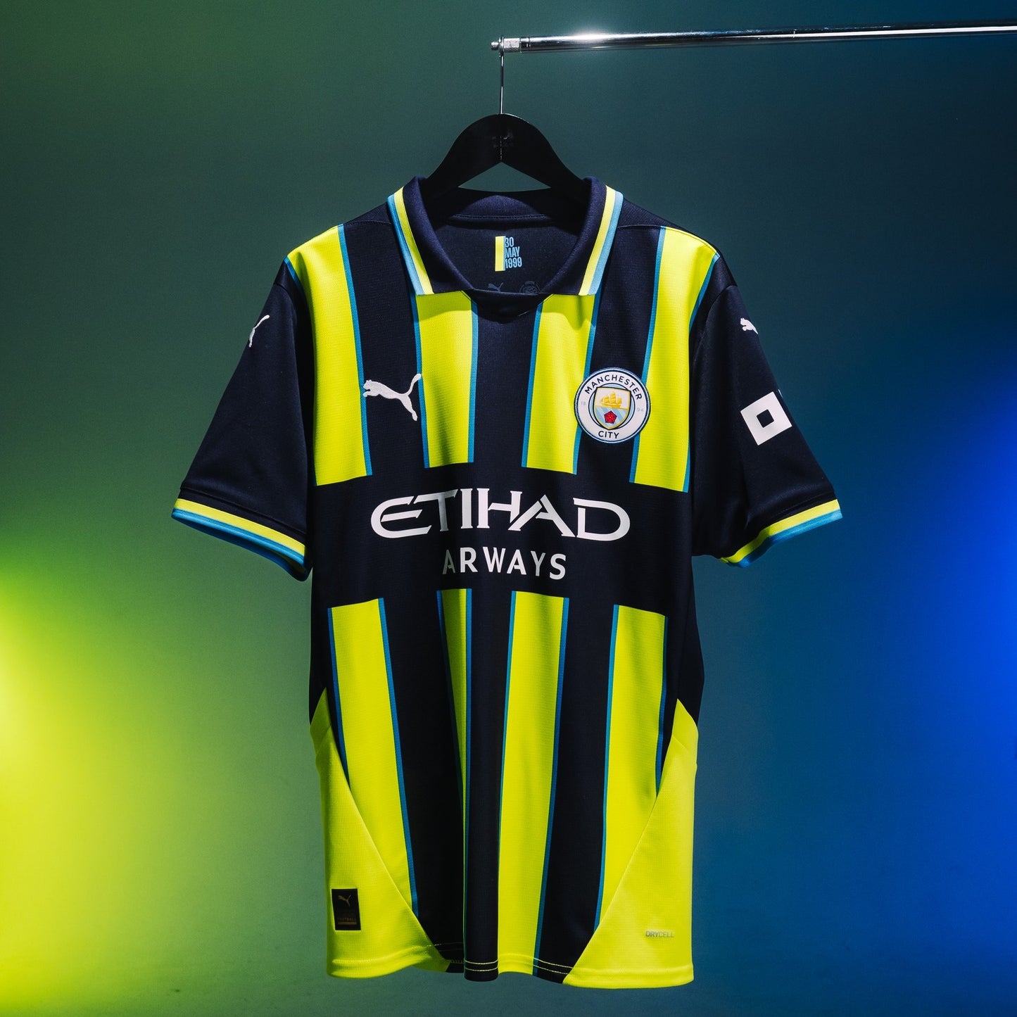 Manchester City Third Kit 24/25 Versión Fan