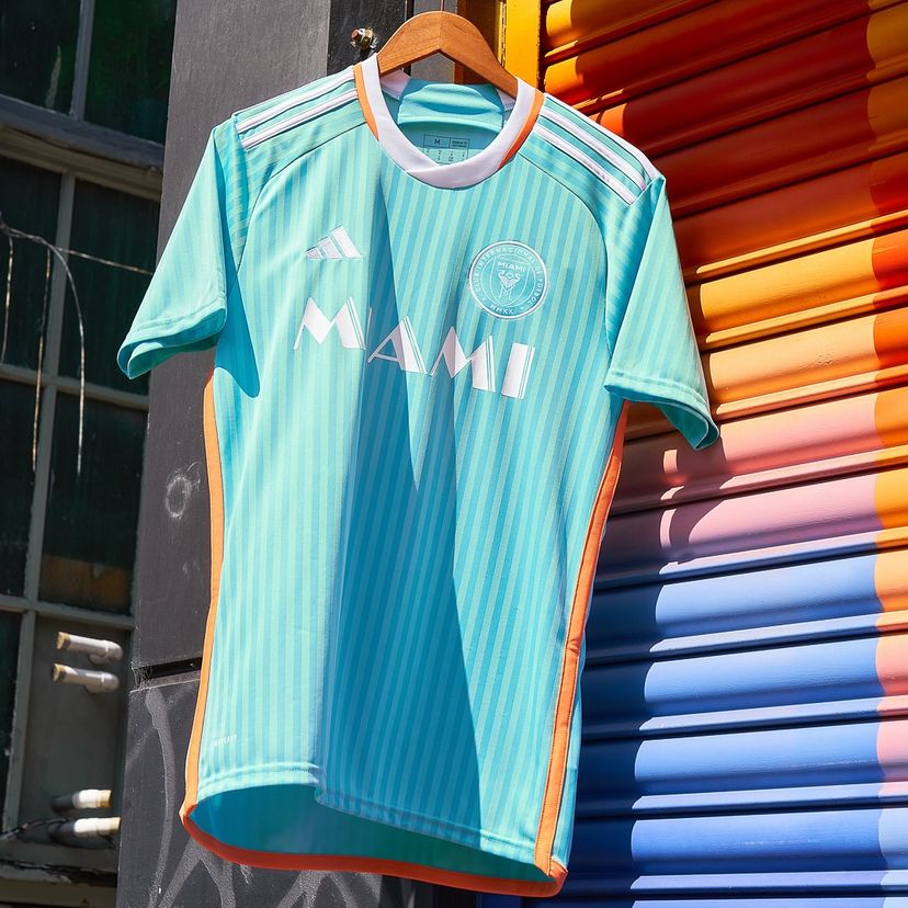 Inter de Miami Local 2024 3er kit Versión Fan