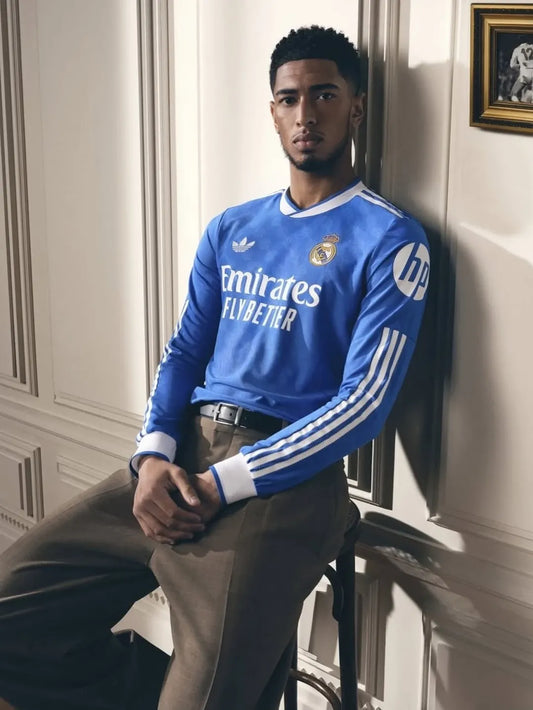 Real Madrid Visitante 25/26 Versión Fan Oficial