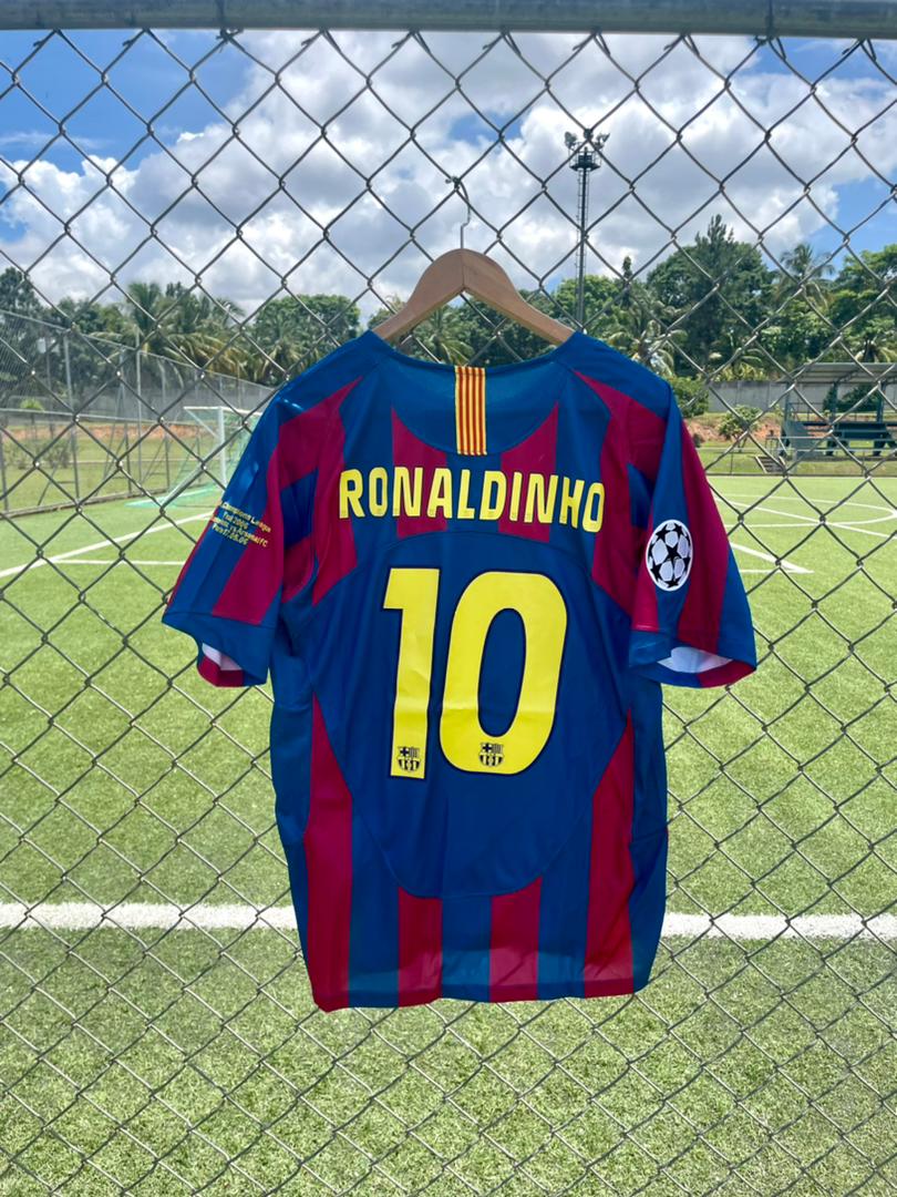 Barcelona Local Ronaldinho Champions 2006 Retro