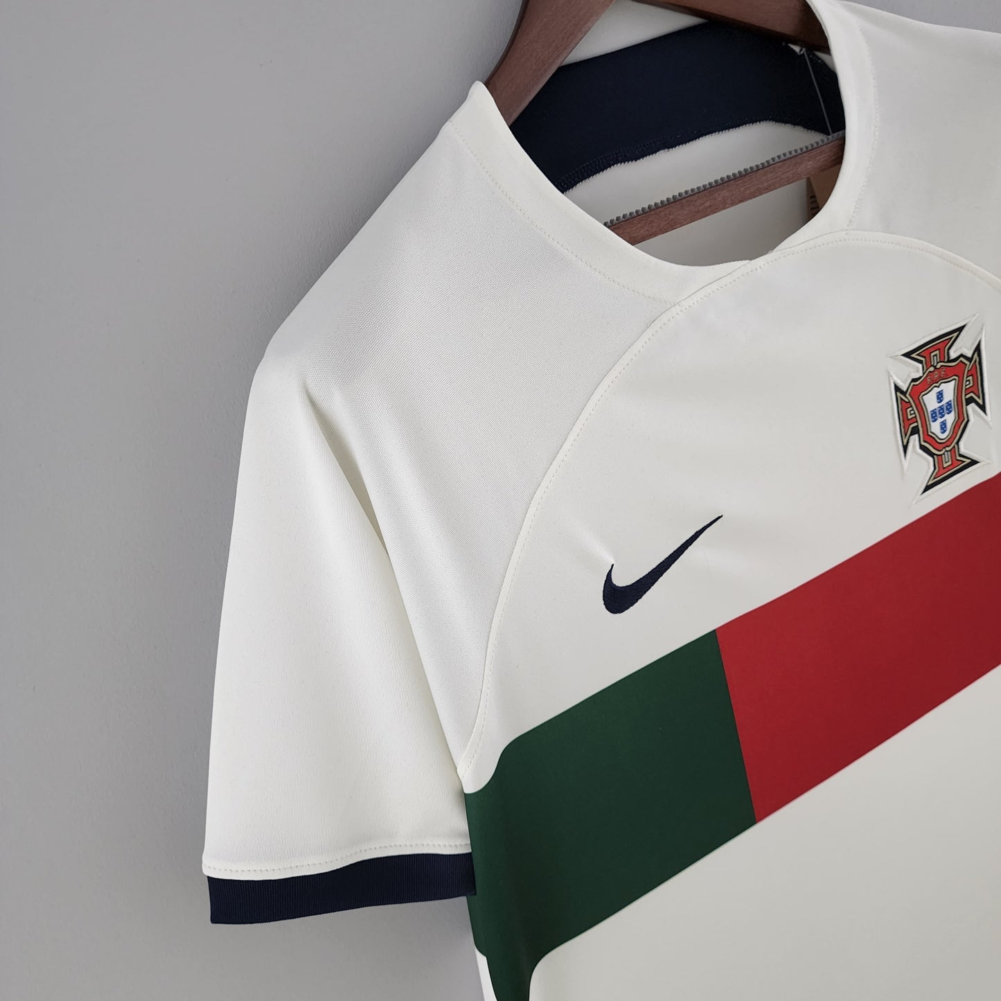 Portugal Visitante World Cup 2022 Versión Fan