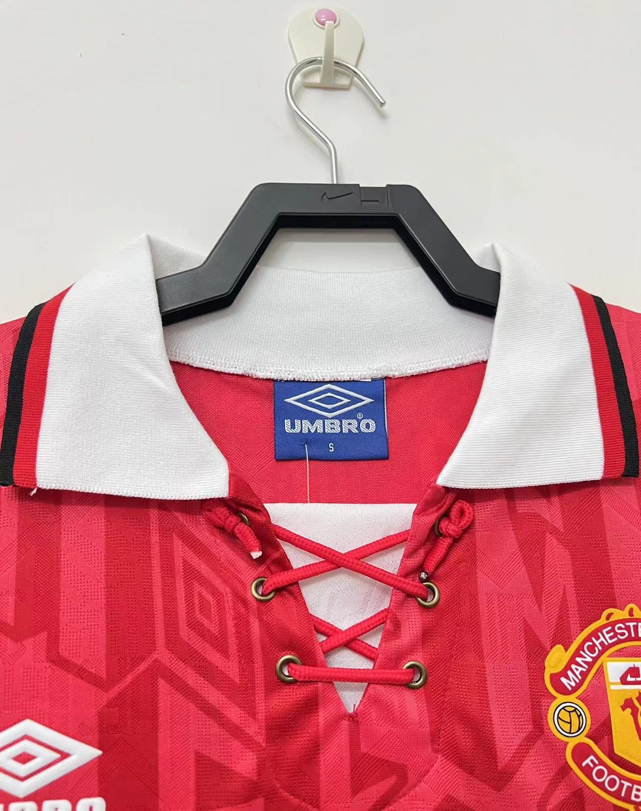 Manchester United Local 1992 Retro Classic