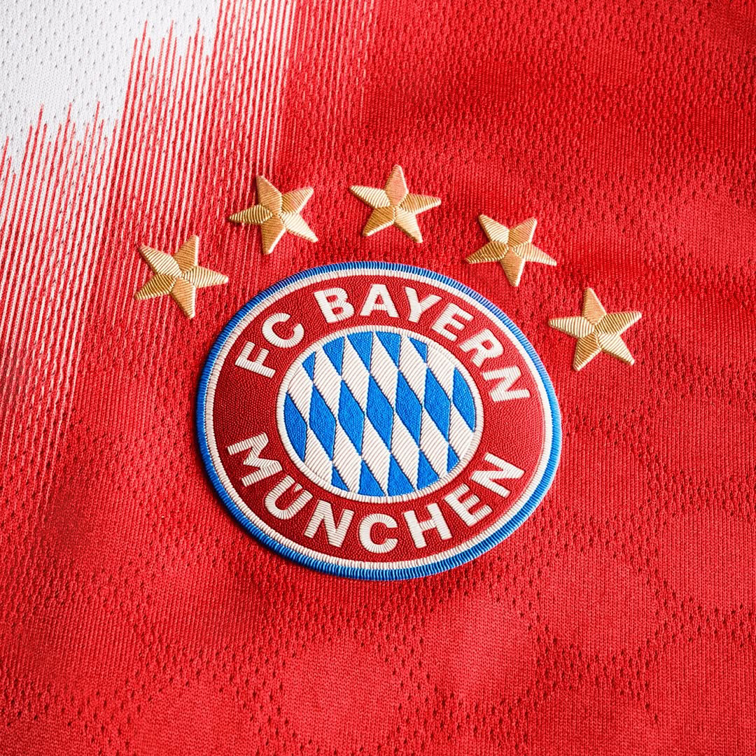 Bayern Munnich Local 25/26 Version Jugador Oficial
